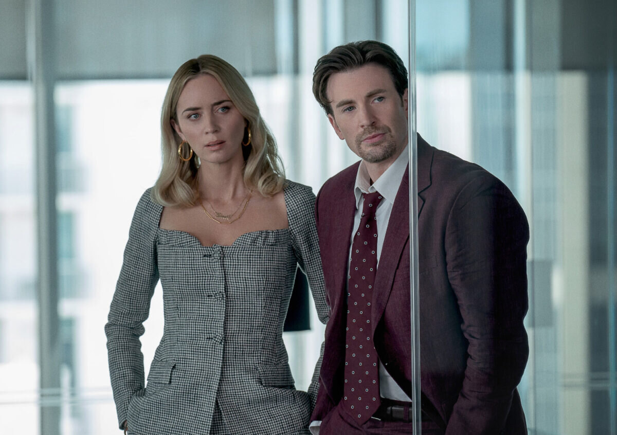 Emily Blunt a Chris Evans v kriminálním drama Obchodníci s bolestí