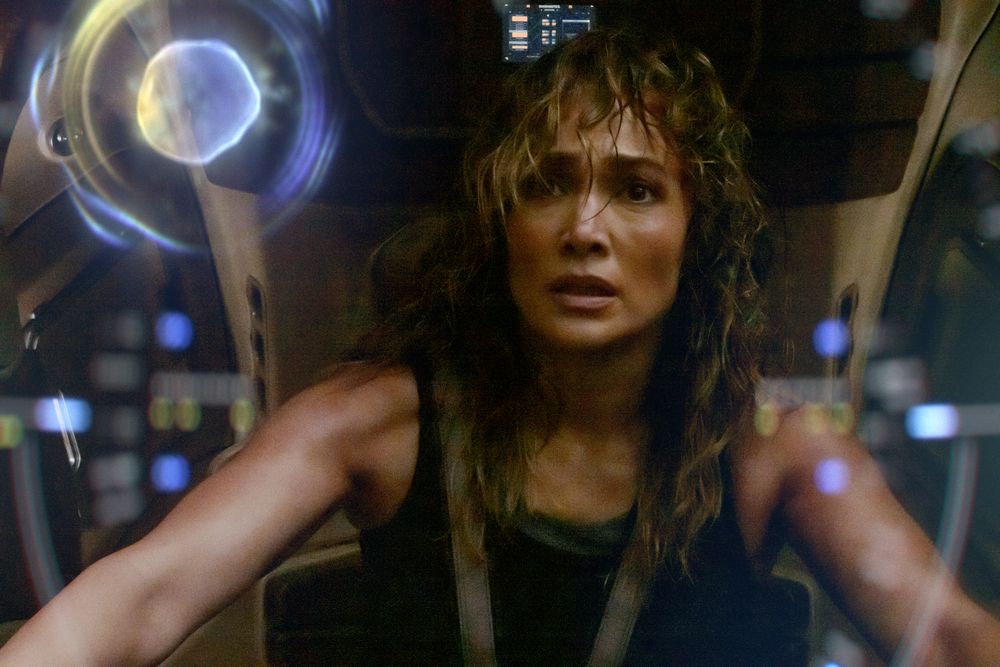 Jennifer Lopez ve filmu Atlas