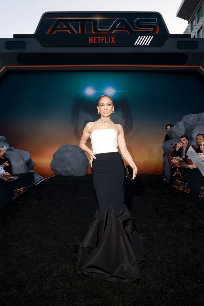 Jennifer Lopez na premiéře filmu Atlas