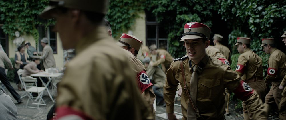 Hitler a nacisté: Zlo na lavici obžalovaných 