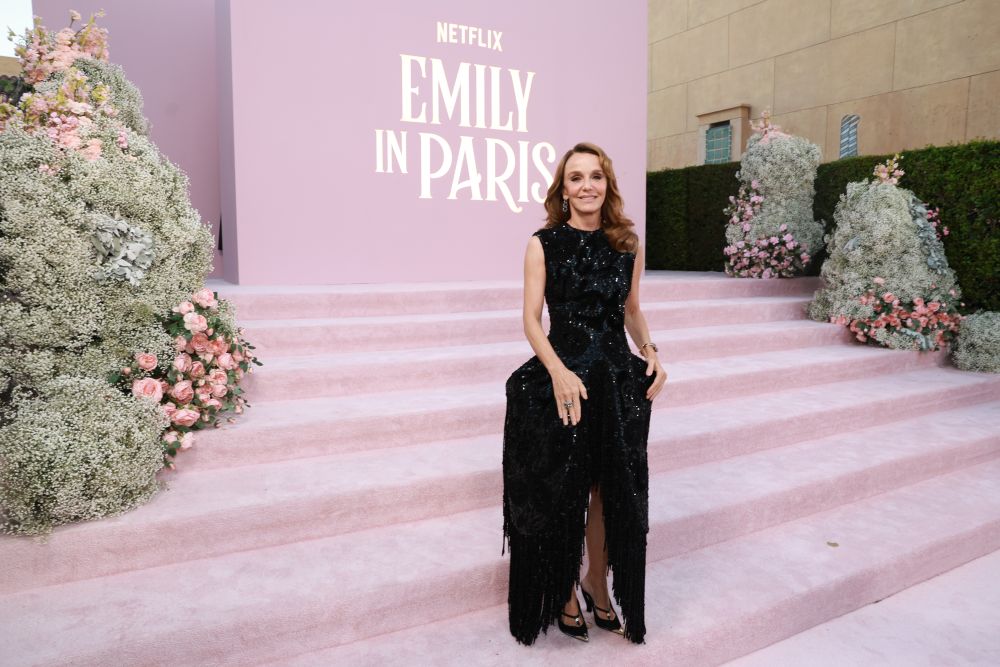 Emily in Paris (Emily v Paříži) - Premiéra v Los Angeles