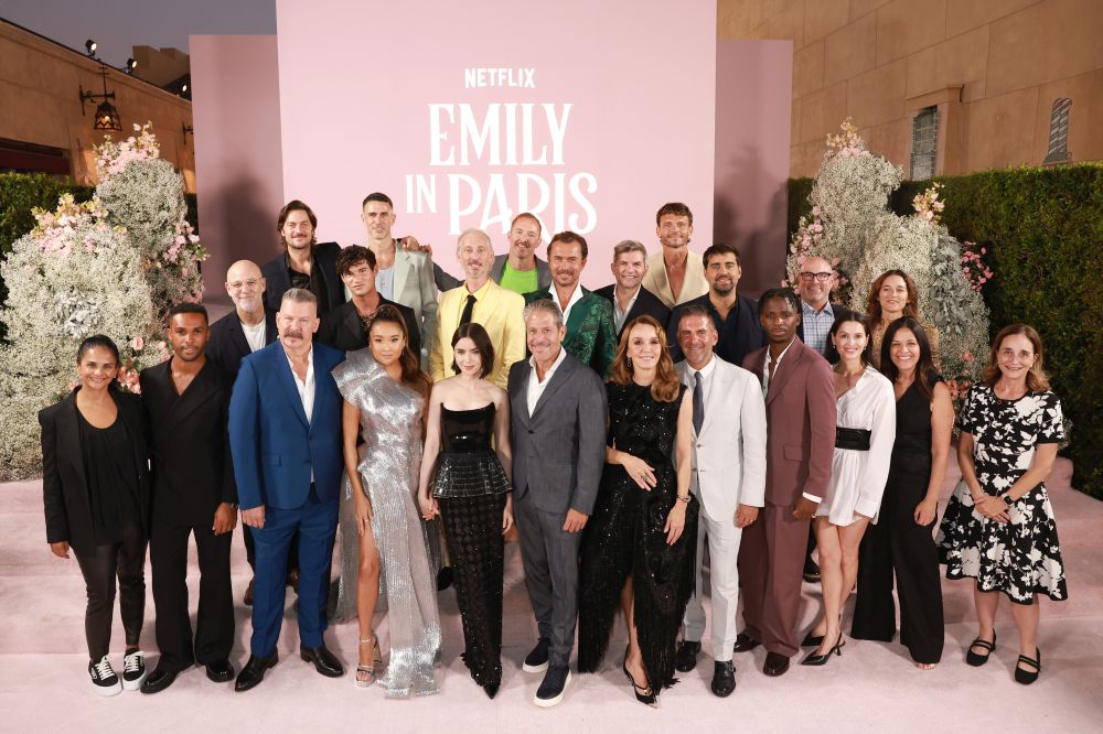 Emily in Paris (Emily v Paříži) - Premiéra v Los Angeles