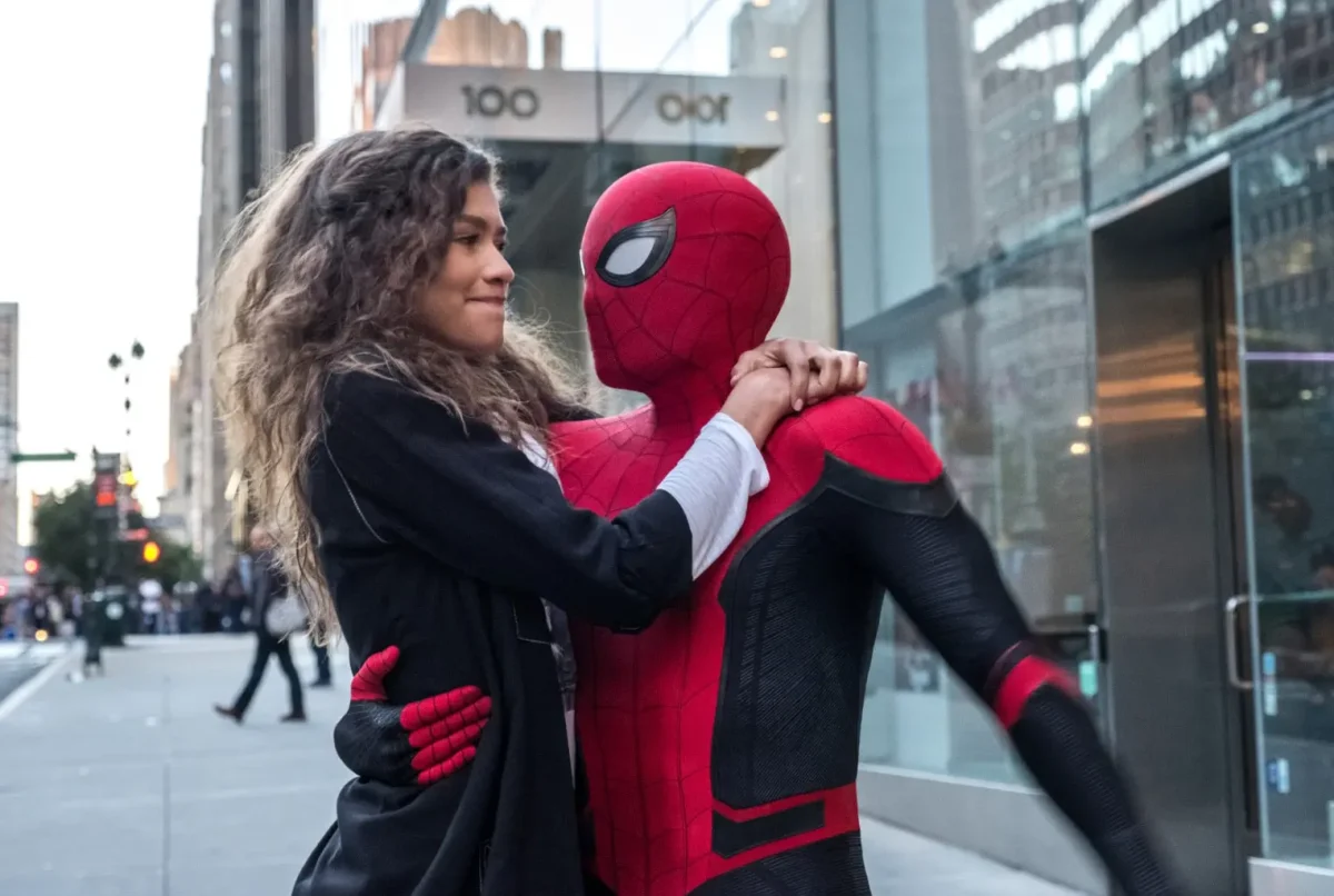 Zendaya a Tom Holland ve snímku Spider-Man: Bez domova.