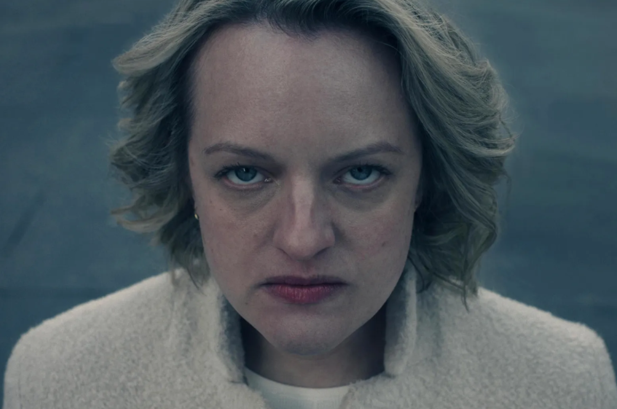 Elisabeth Moss jako June Osborne