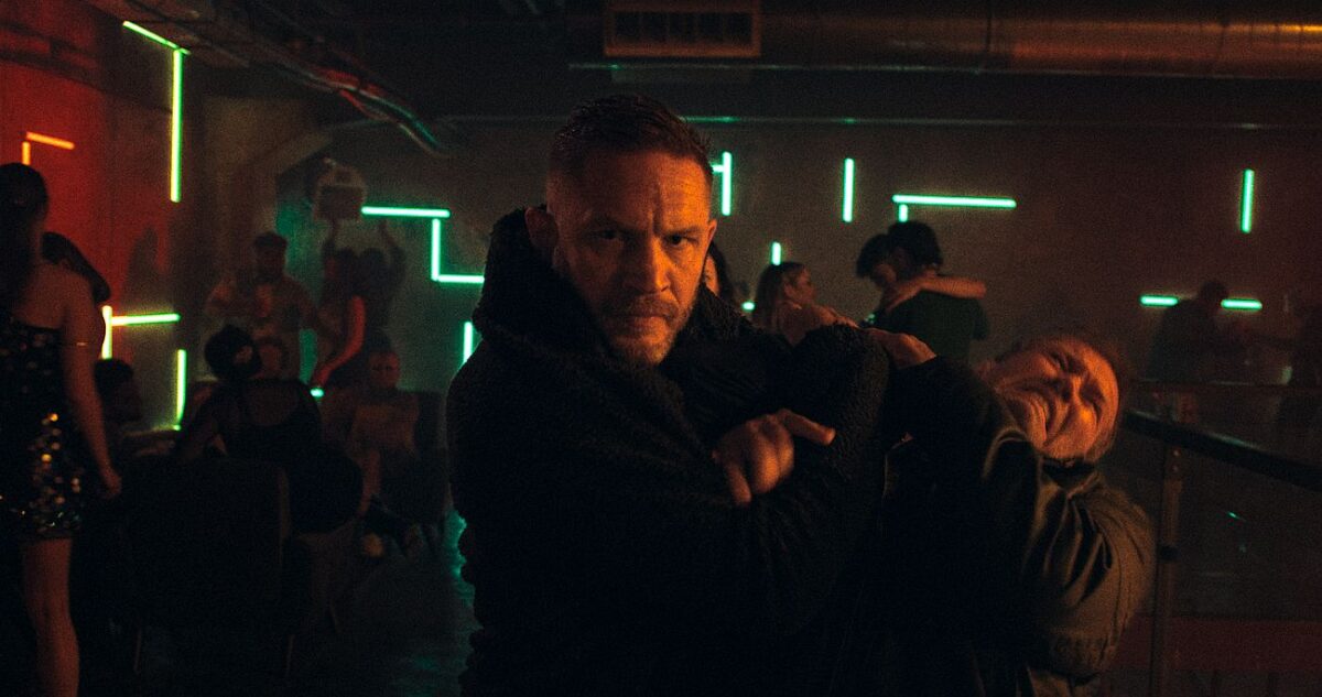 Tom Hardy ve filmu Havoc.