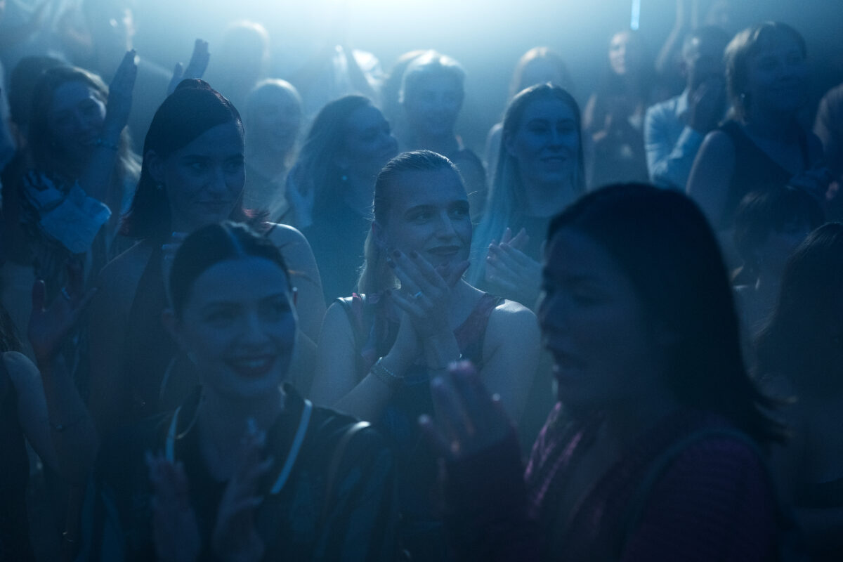 ze seriálu Agentka (The Asset)