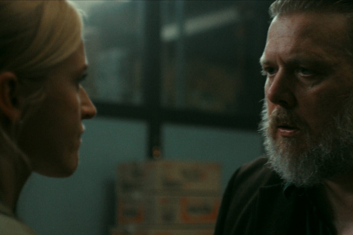 ze seriálu Agentka (The Asset)