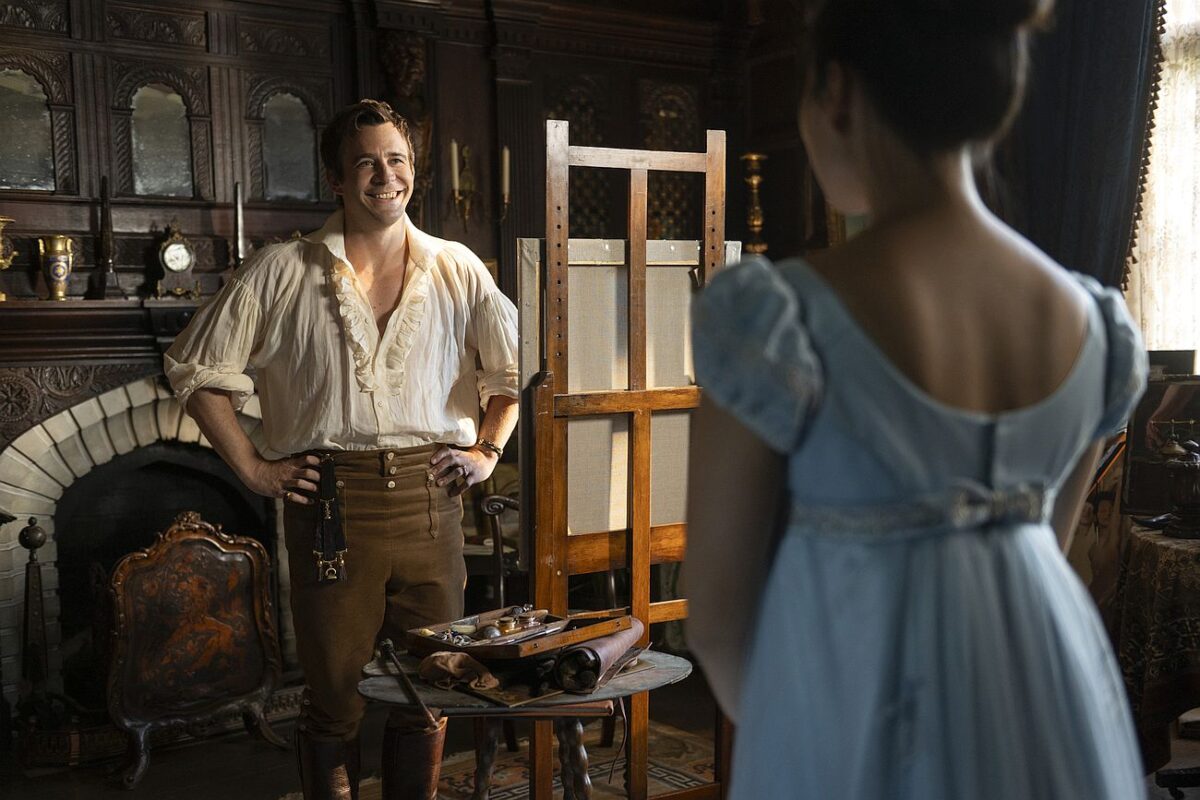 Luke Thompson as Benedict Bridgerton, Yerin Ha as Sophie Baek in episode 403 of Bridgerton