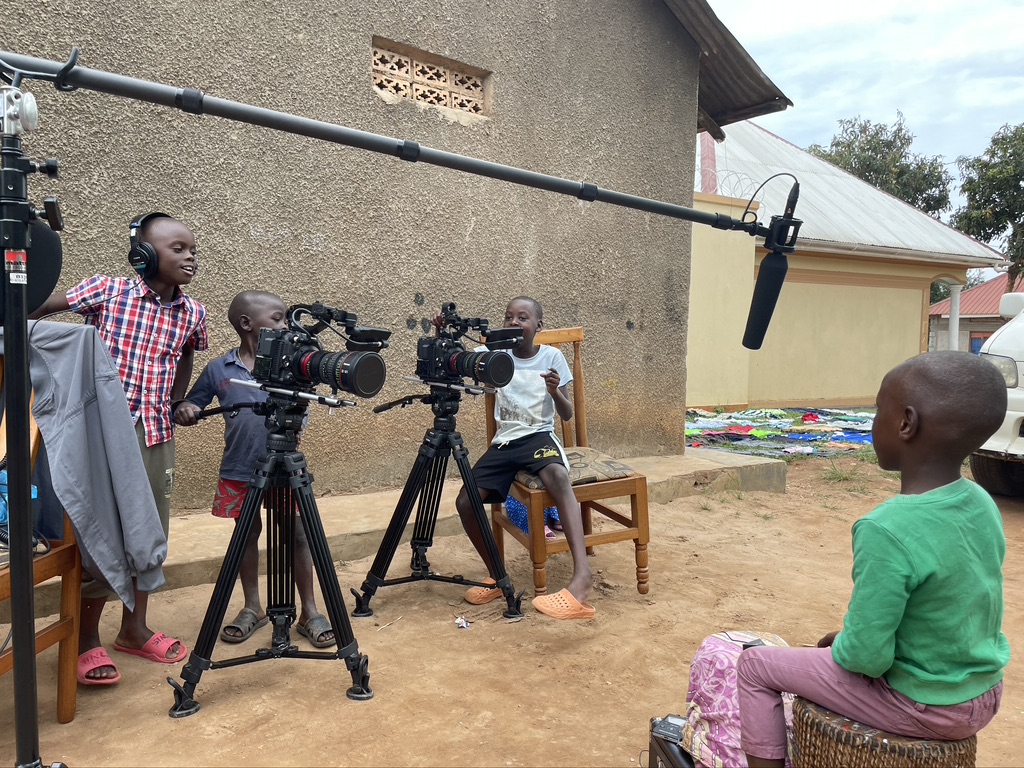 Děti z Masaky: S rytmem v srdci (Masaka Kids, A Rhythm Within)