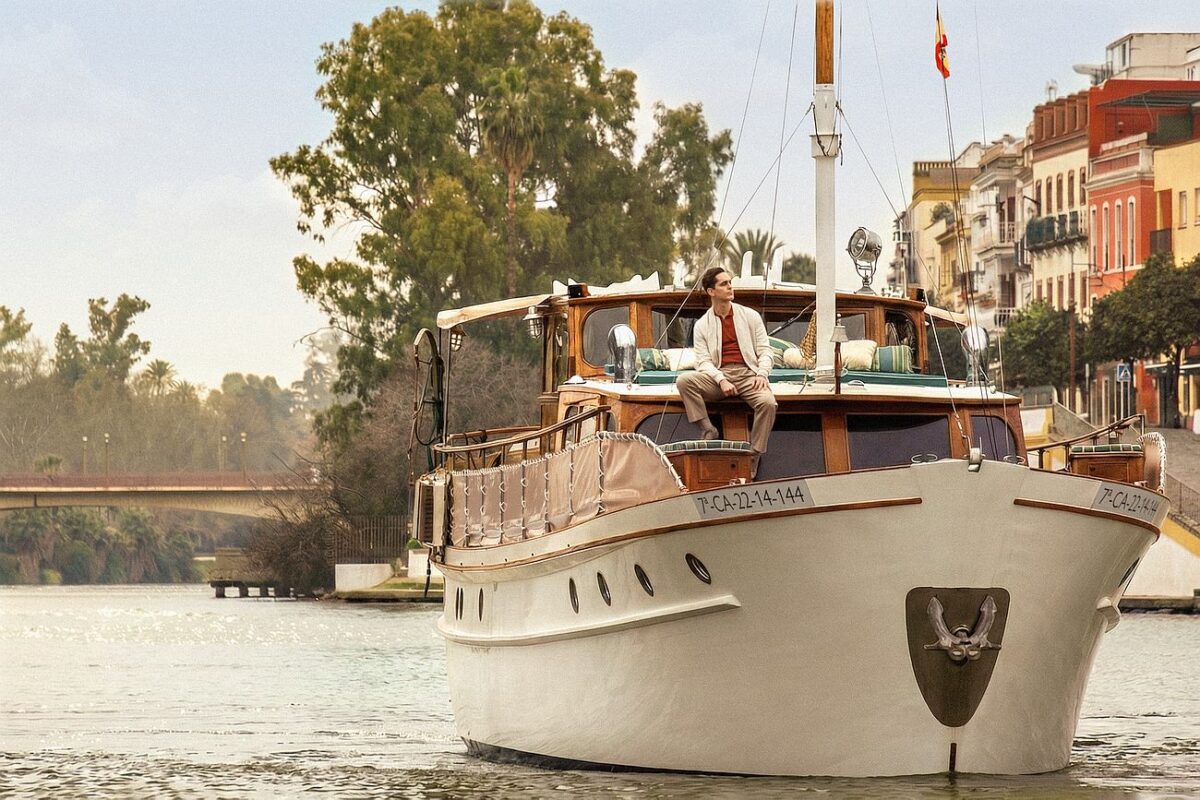 Pedro Alonso as Berlín