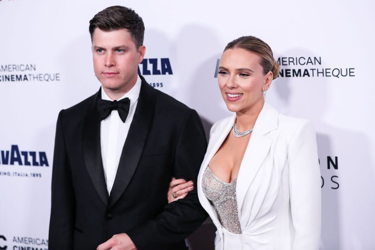Comedian Colin Jost and wife/actress Scarlett Johansson