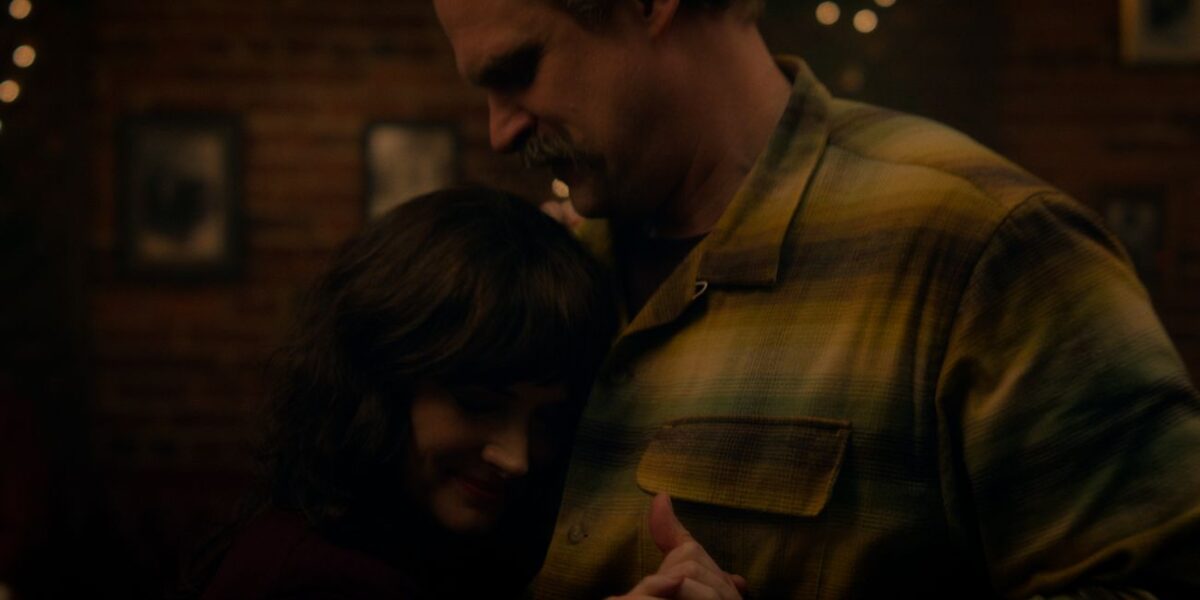 David Harbour as Jim Hopper and Winona Ryder as Joyce Byers in STRANGER THINGS