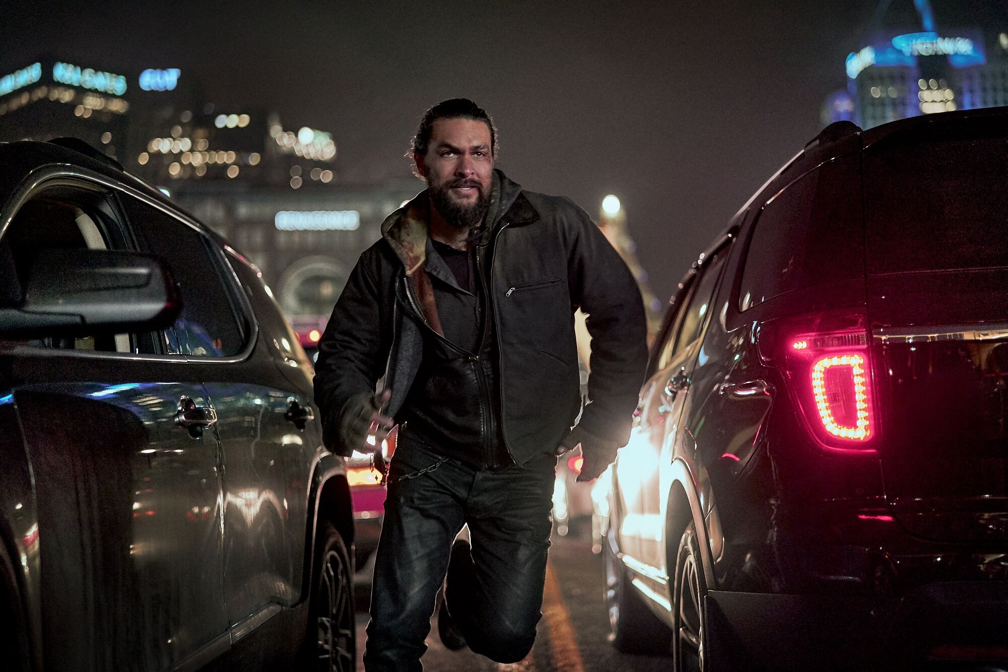 Jason Momoa se bude mstít za smrt své ženy ve filmu Sweet Girl. Už 20. srpna