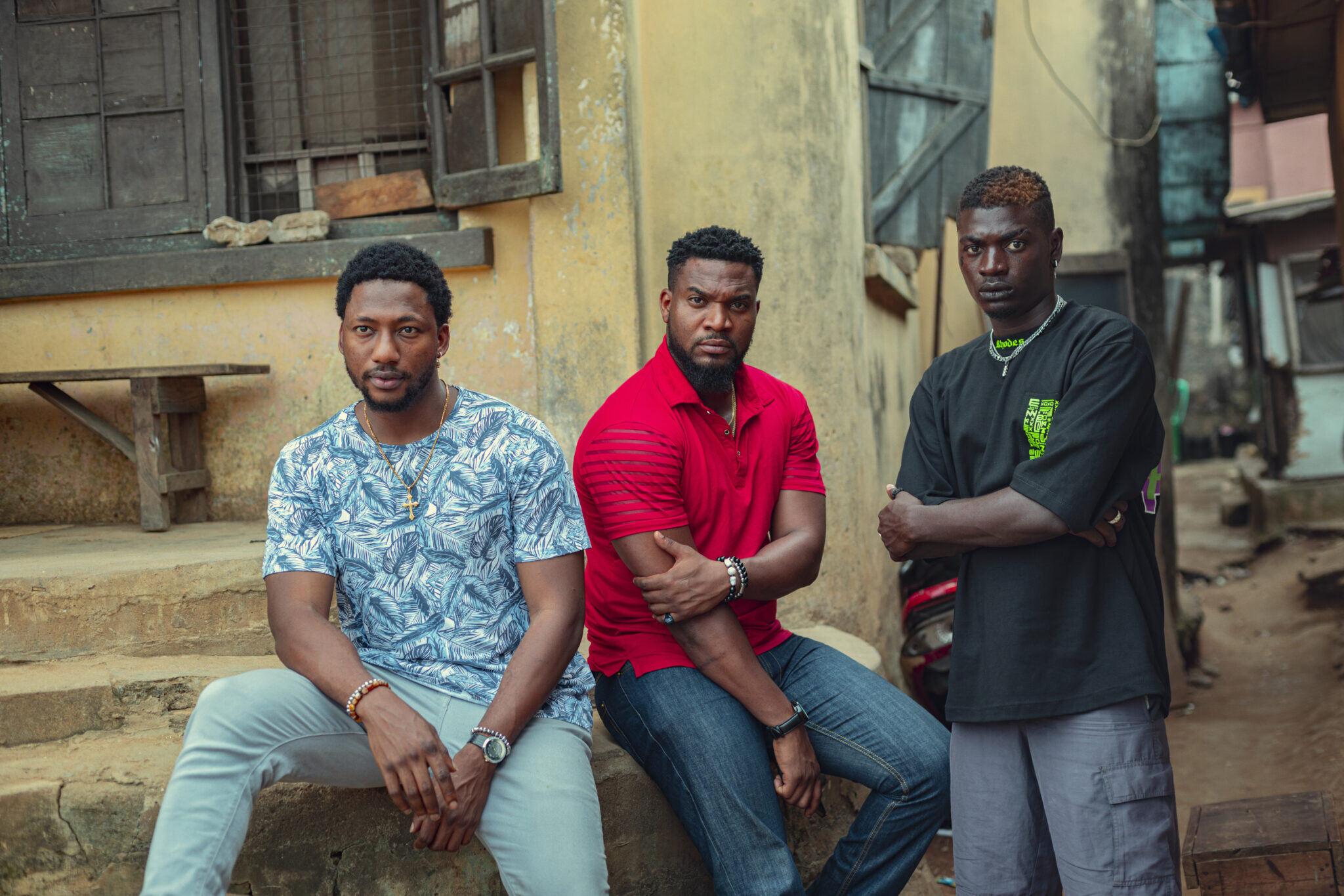 První nigerijský vánoční film na Netflixu líčí strasti tří bratrů, kteří slíbili mámě, že si do Vánoc najdou nevěsty