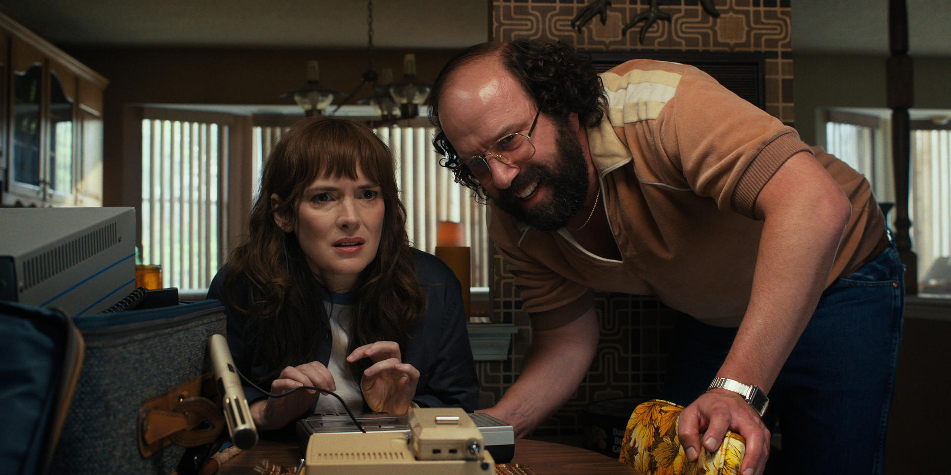 Fanoušci Stranger Things jsou zdrceni: Dalšími oběťmi Vecny by mohly být podle zákulisních záběrů dvě hlavní postavy