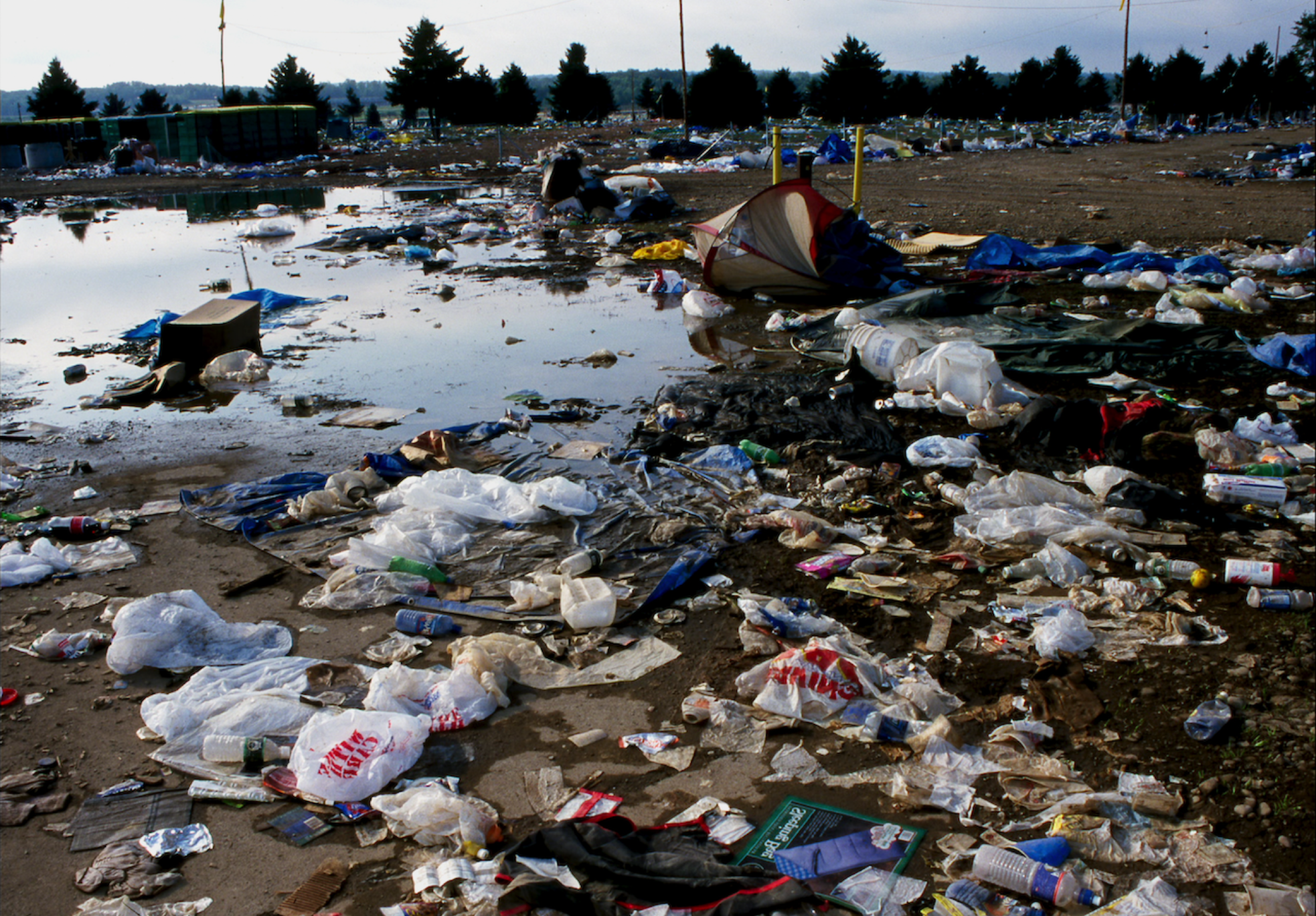 Jak to vypadá, když se všechno po*ere. Nový dokument o festivalu Woodstock vypadá jako katastrofický film