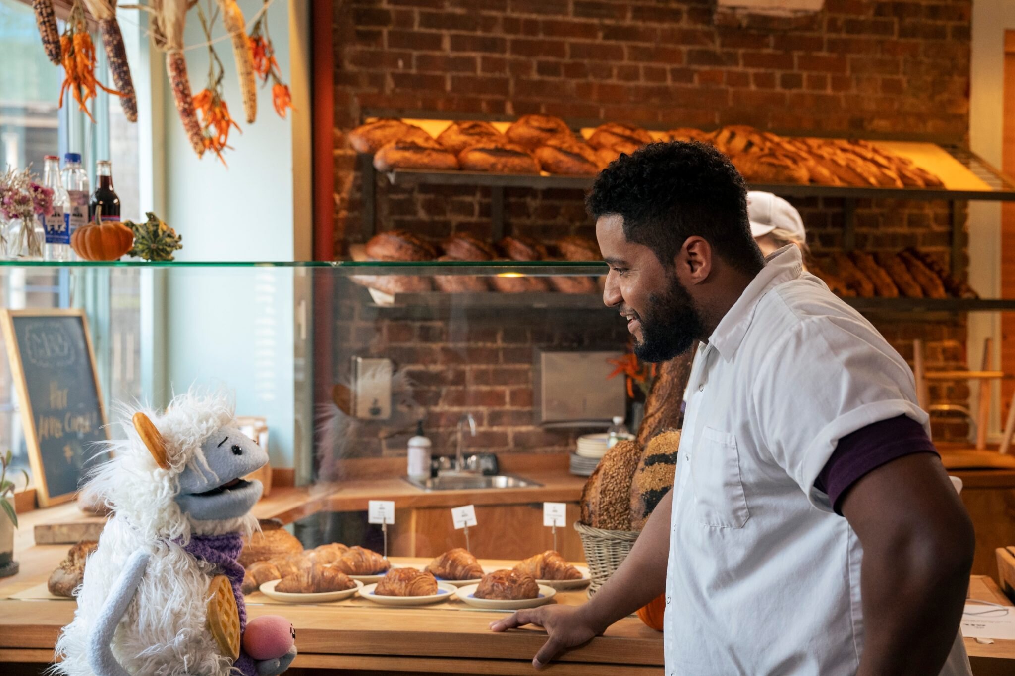 Dětský seriál s Michelle Obama míří na Netflix. Vafle a Mochi si otevřou restauraci