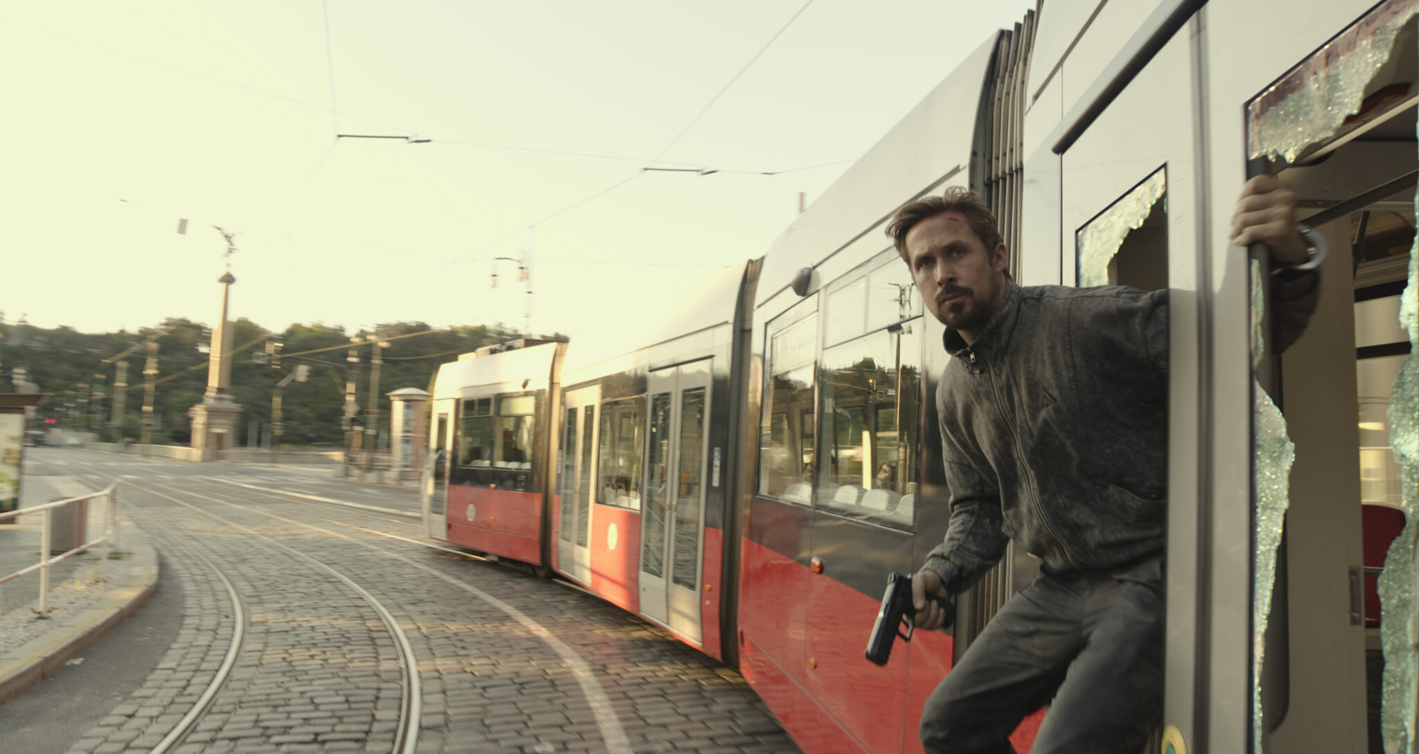 Byl mormonem a se svou hereckou partnerkou se dlouho nemohl vystát. Dnes slaví narozeniny Ryan Gosling