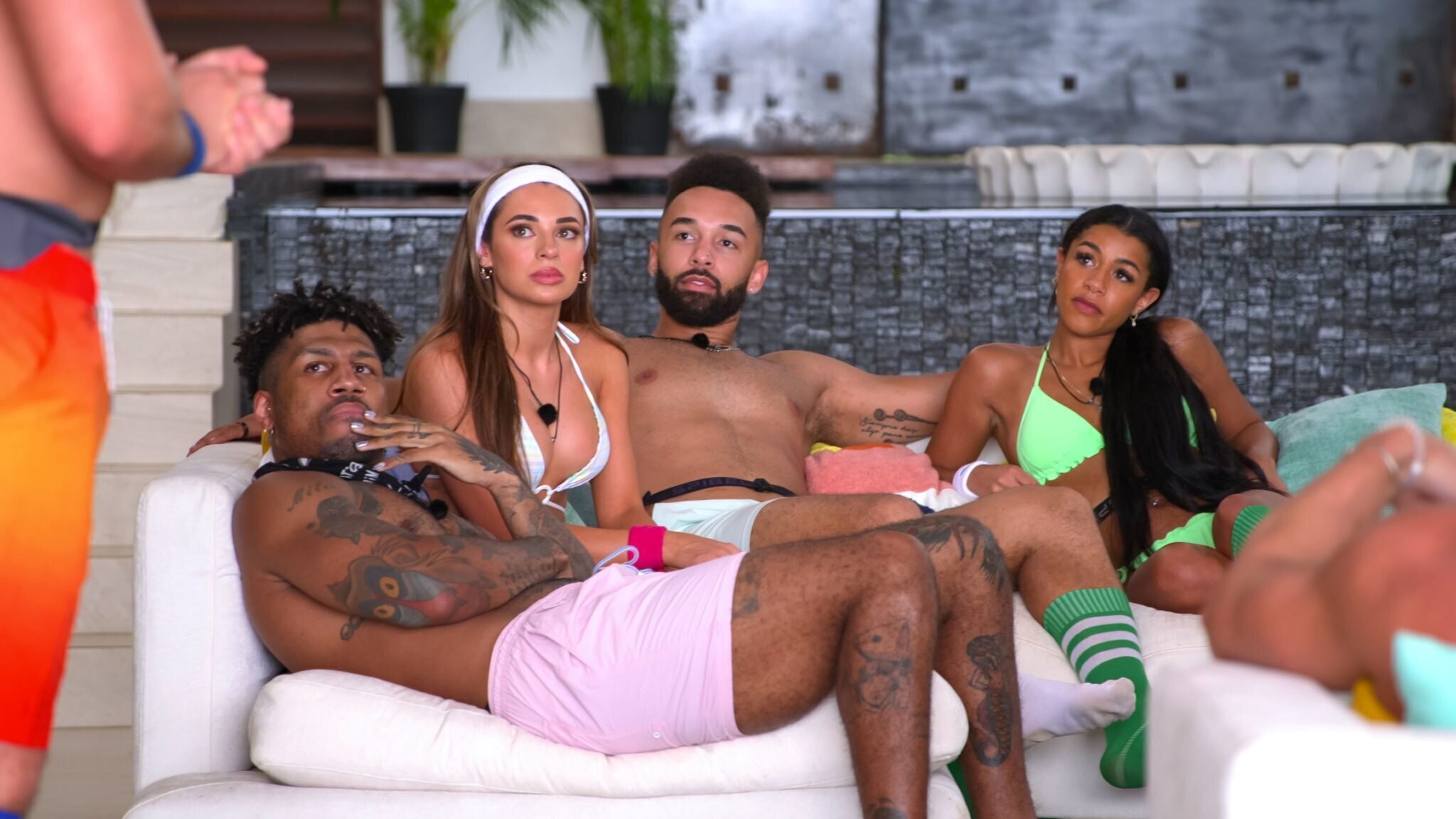 Nová randící reality show ve stylu Hunger Games. Deset nezadaných hledá ideálního partnera ve hře bez pravidel