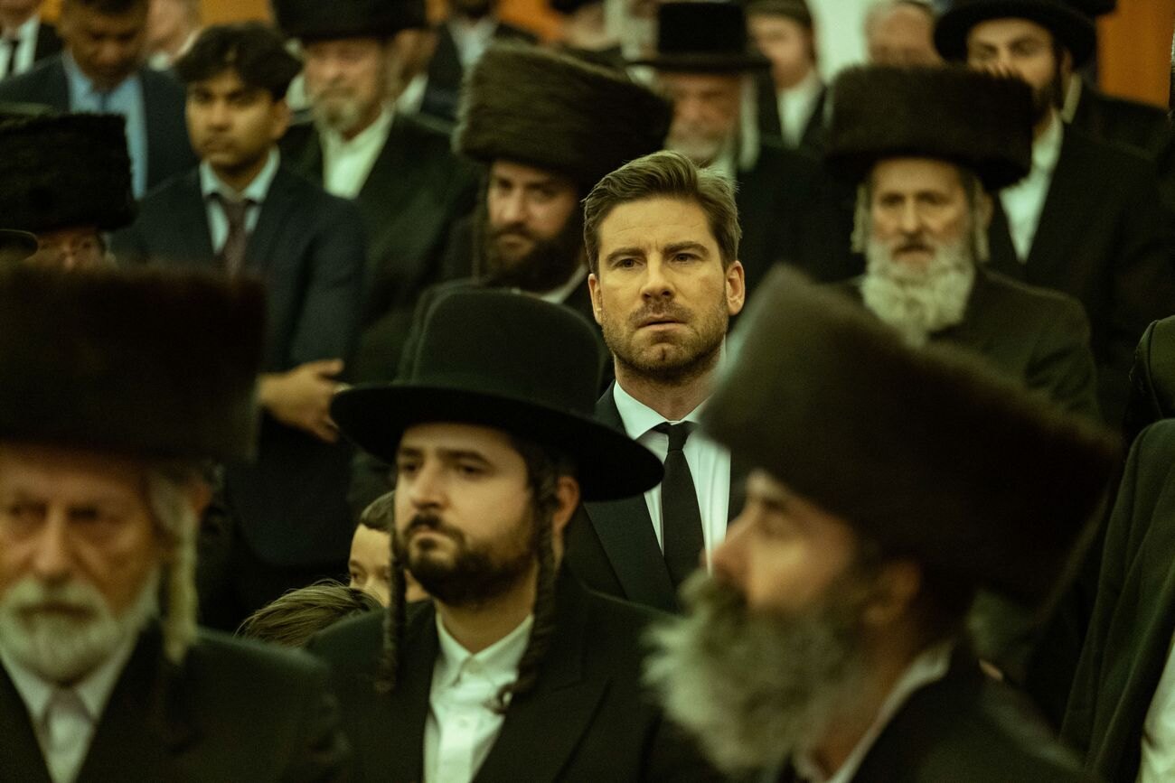 Skvělý atypický příběh, nadchl nový krimi thriller Netflixu zahraniční diváky. V Česku ho přitom všichni přehlédli