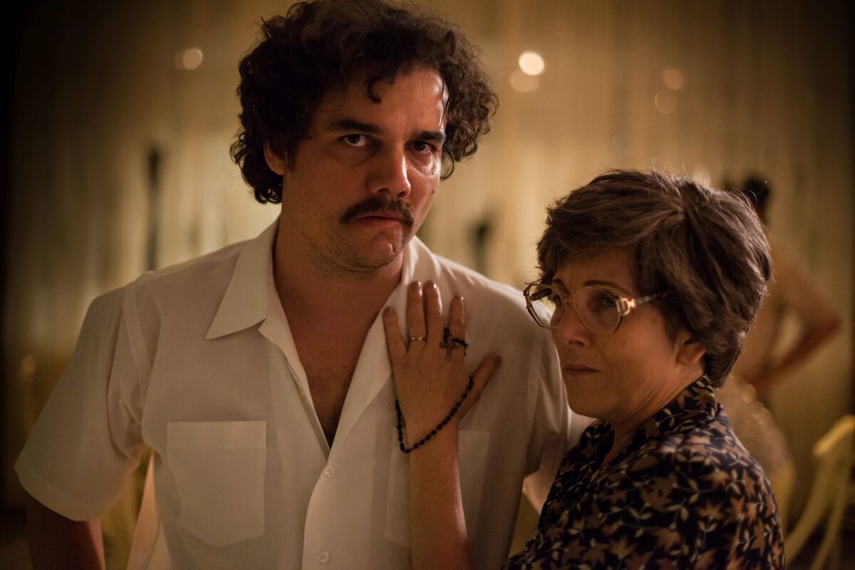 10 zajímavostí o seriálu Narcos: Celovečerní film, identické místo smrti nebo skutečné postavy v seriálových rolích
