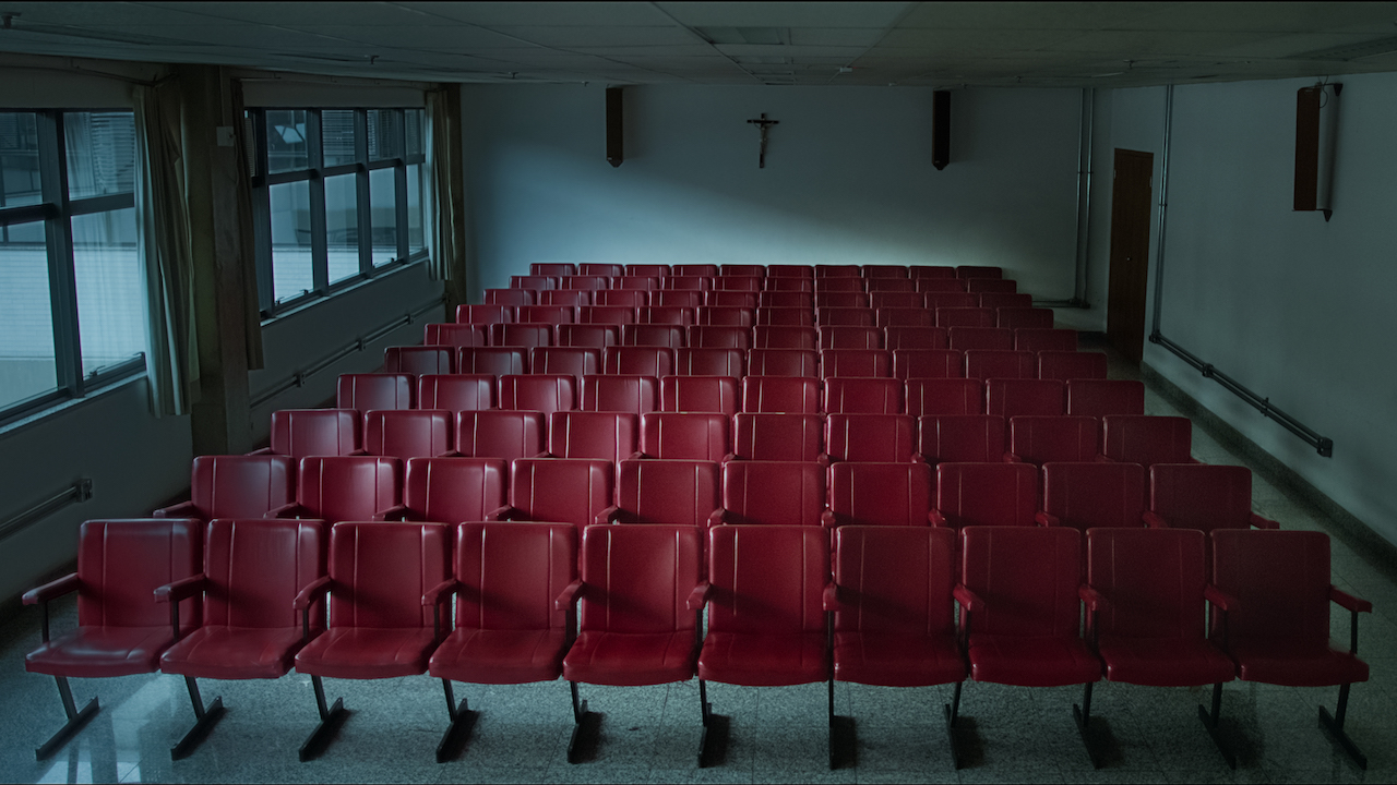 Otec vyhodil dceru z okna šestého patra. Dokument Netflixu se zamýšlí nad společností a ukazuje otřesný případ, který otřásl Brazílií