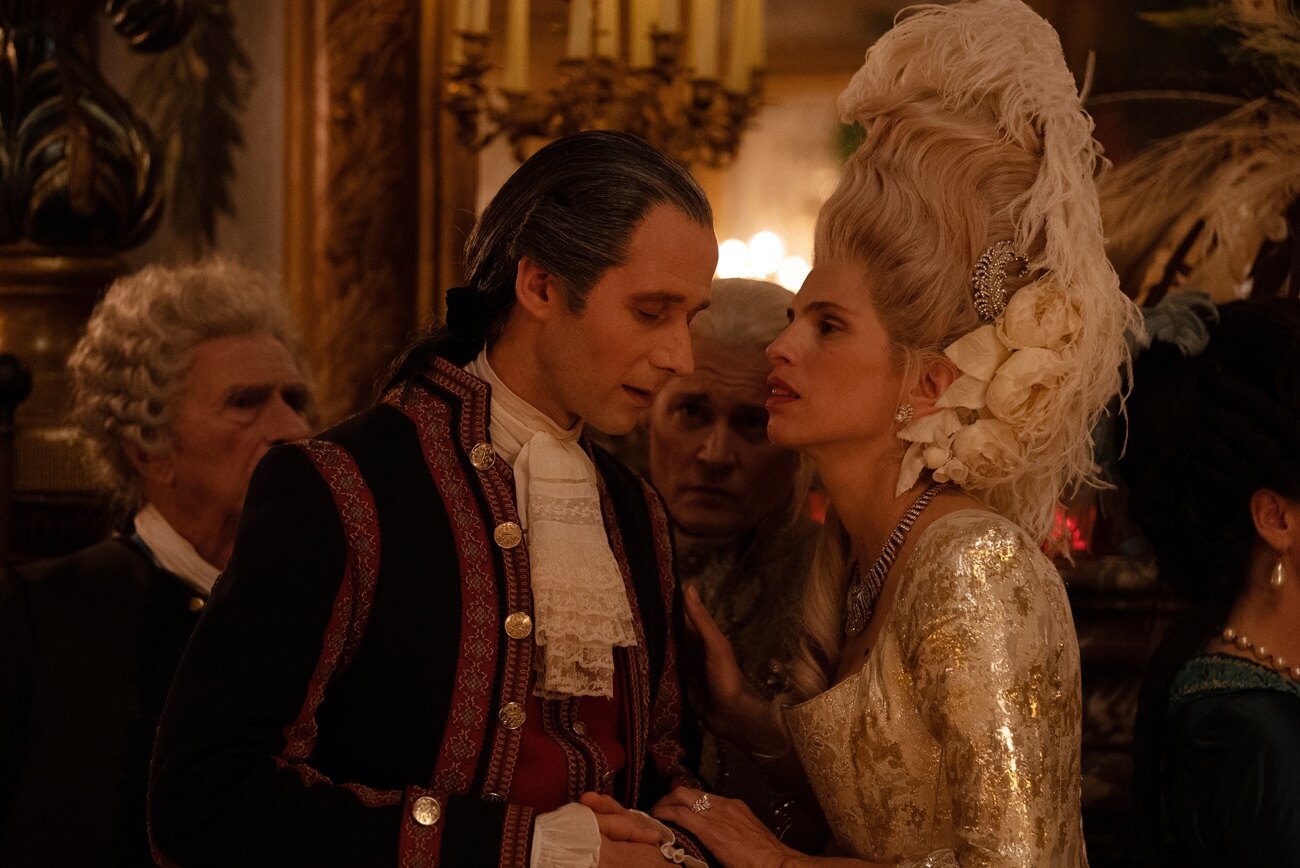 Johnny Depp míří do českých kin: Seznam míst, kam můžete na velkolepé historické drama vyrazit už tento týden