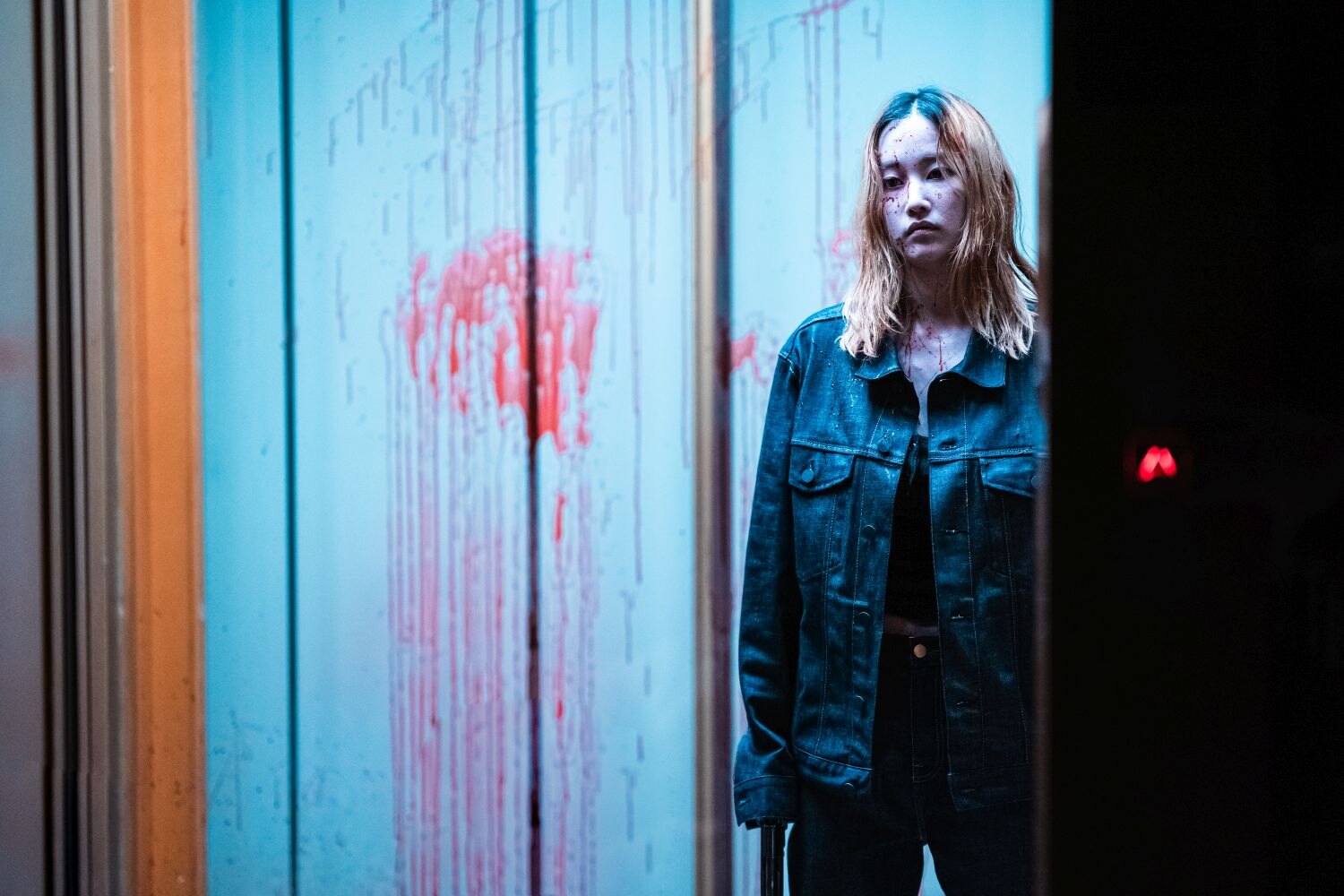 Recenze: John Wick zabíjel propiskou, jeho ženská verze to zvládla konzervou. Korejci Baletkou opět dokázali, že jsou mistři akčních thrillerů