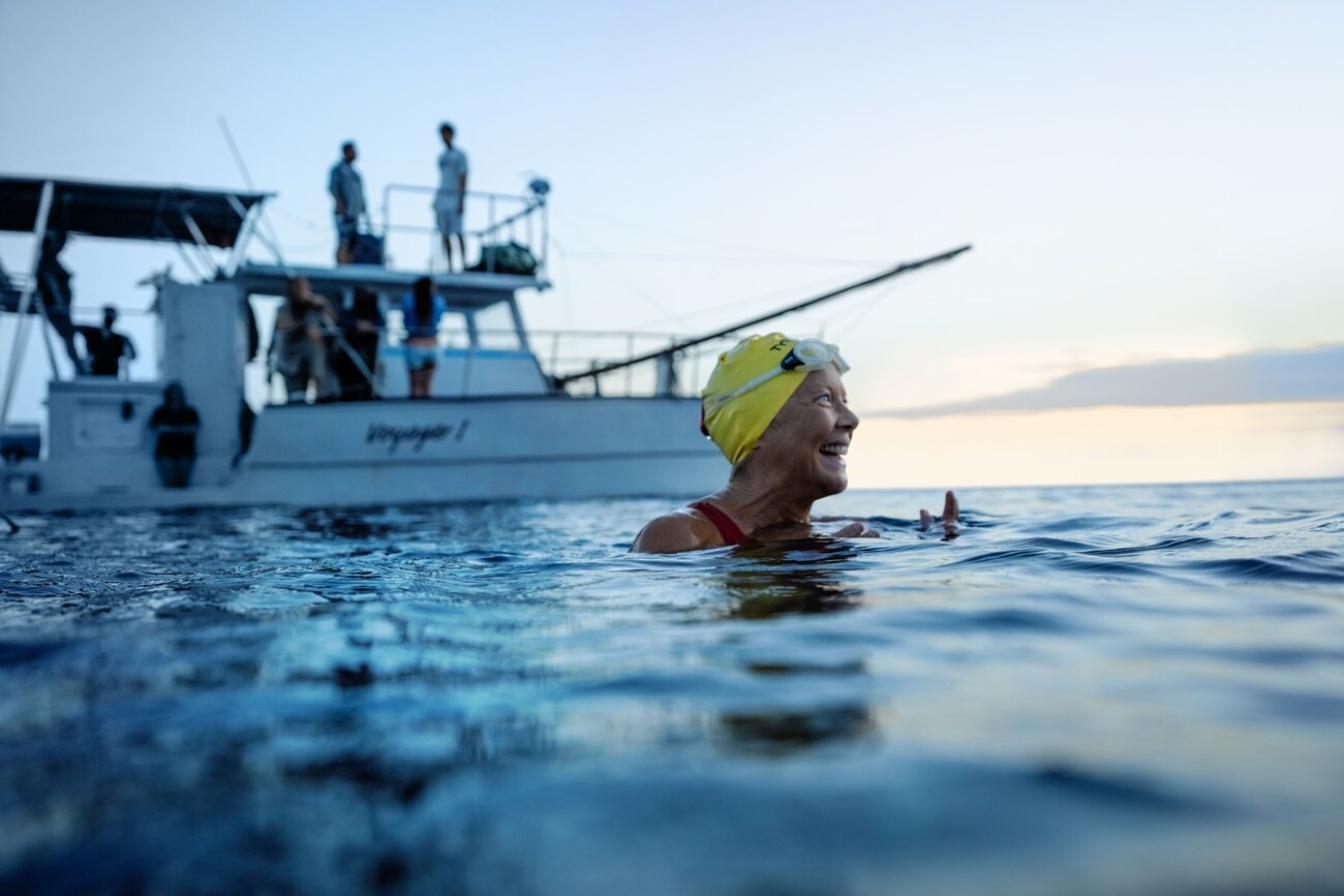 Diana Nyad ve vodě ve filmu Nyad