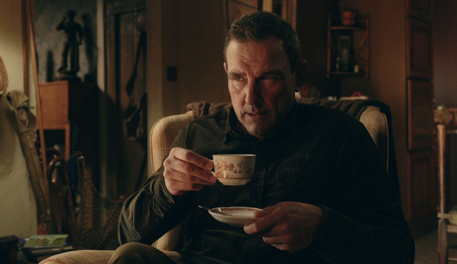 Vinnie Jones v seriálu Gentlemani.