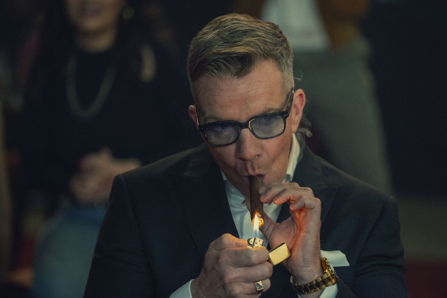 Max Beesley v seriálu Gentlemani.