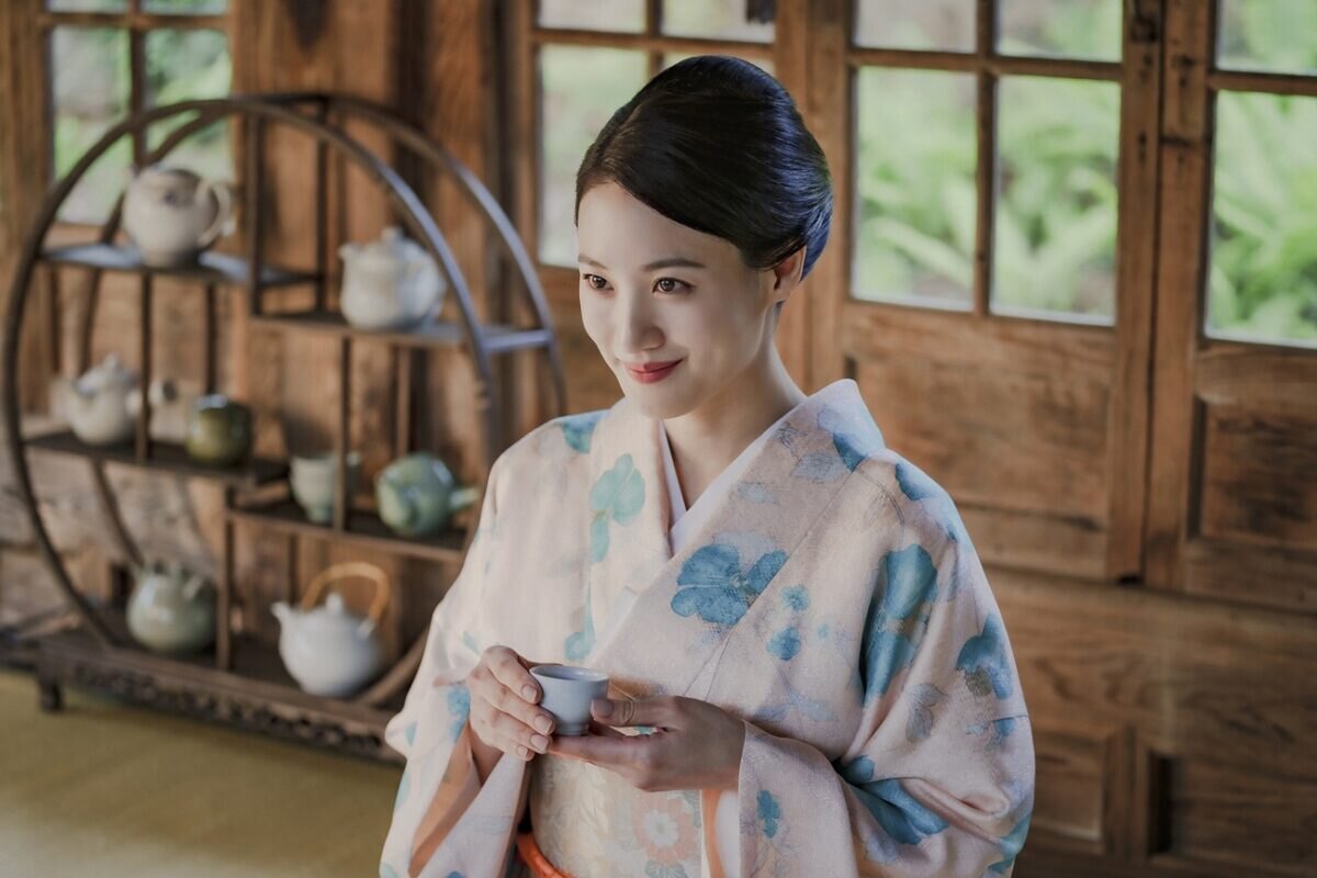 Dáma v kimonu v seriálu Příšera ze starého Soulu