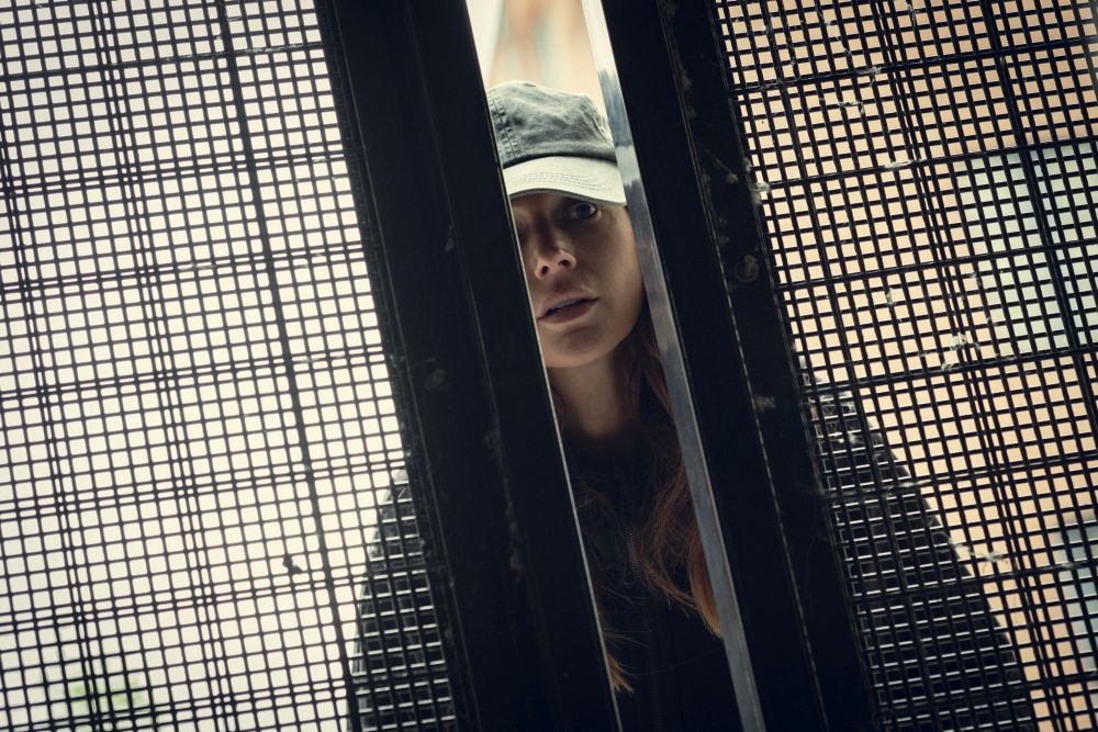 Michelle Keegan jako Maya v krimi sérii Podruhé mě neoklameš.