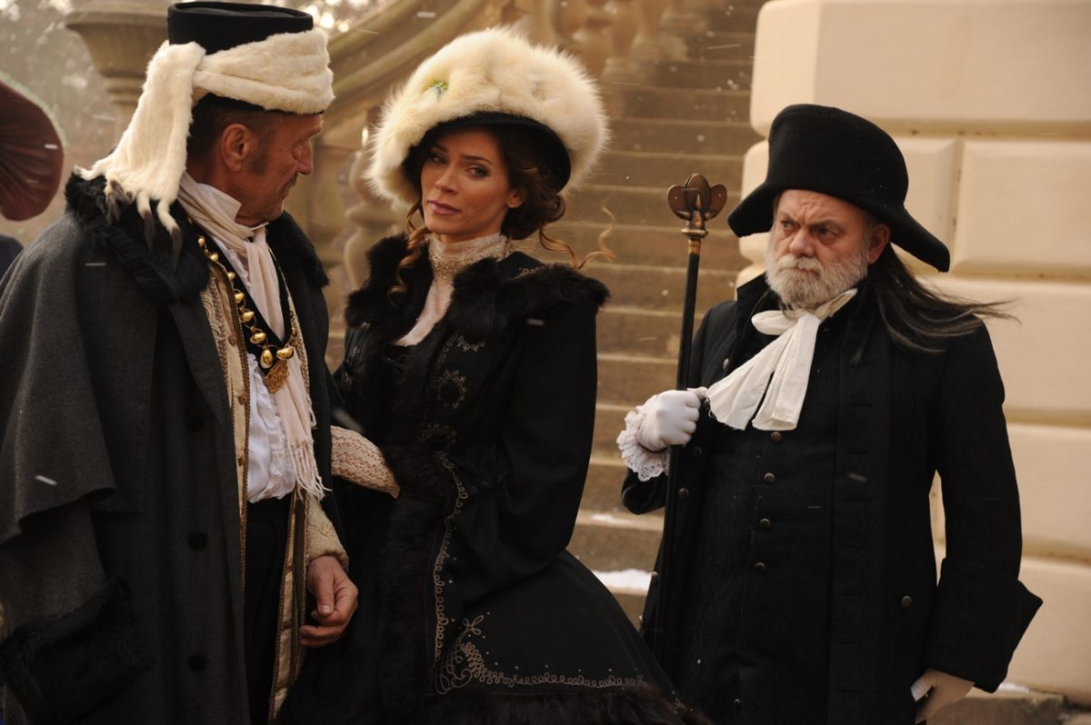 Perinbaba a dva světy