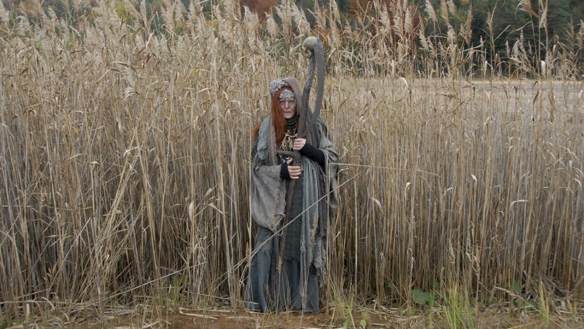 Perinbaba a dva světy