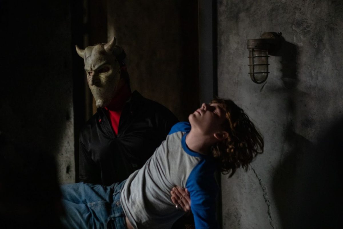 Nadpřirozený horor Černý telefon.