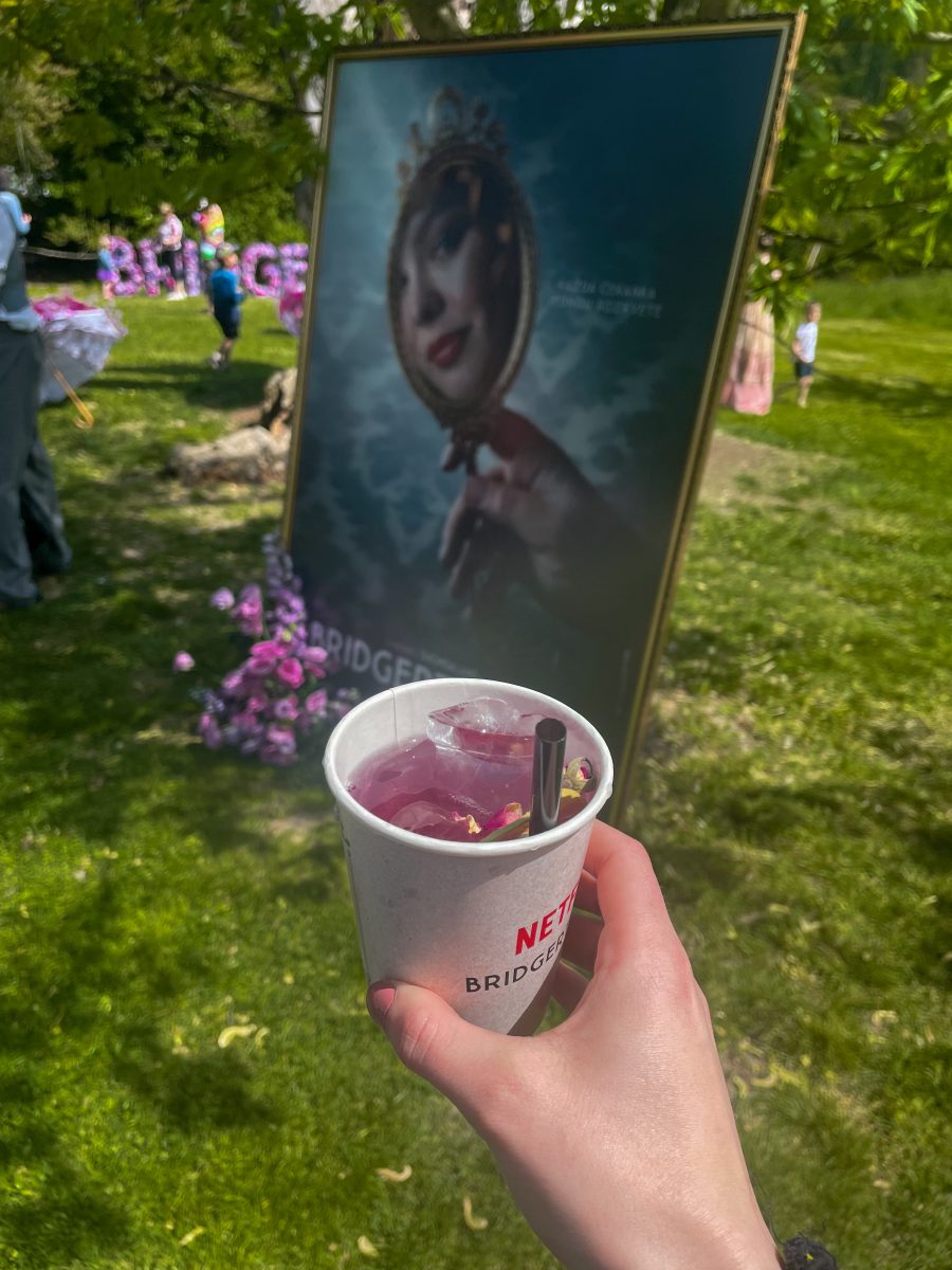 Bridgertonovi v Průhonickém parku v Praze