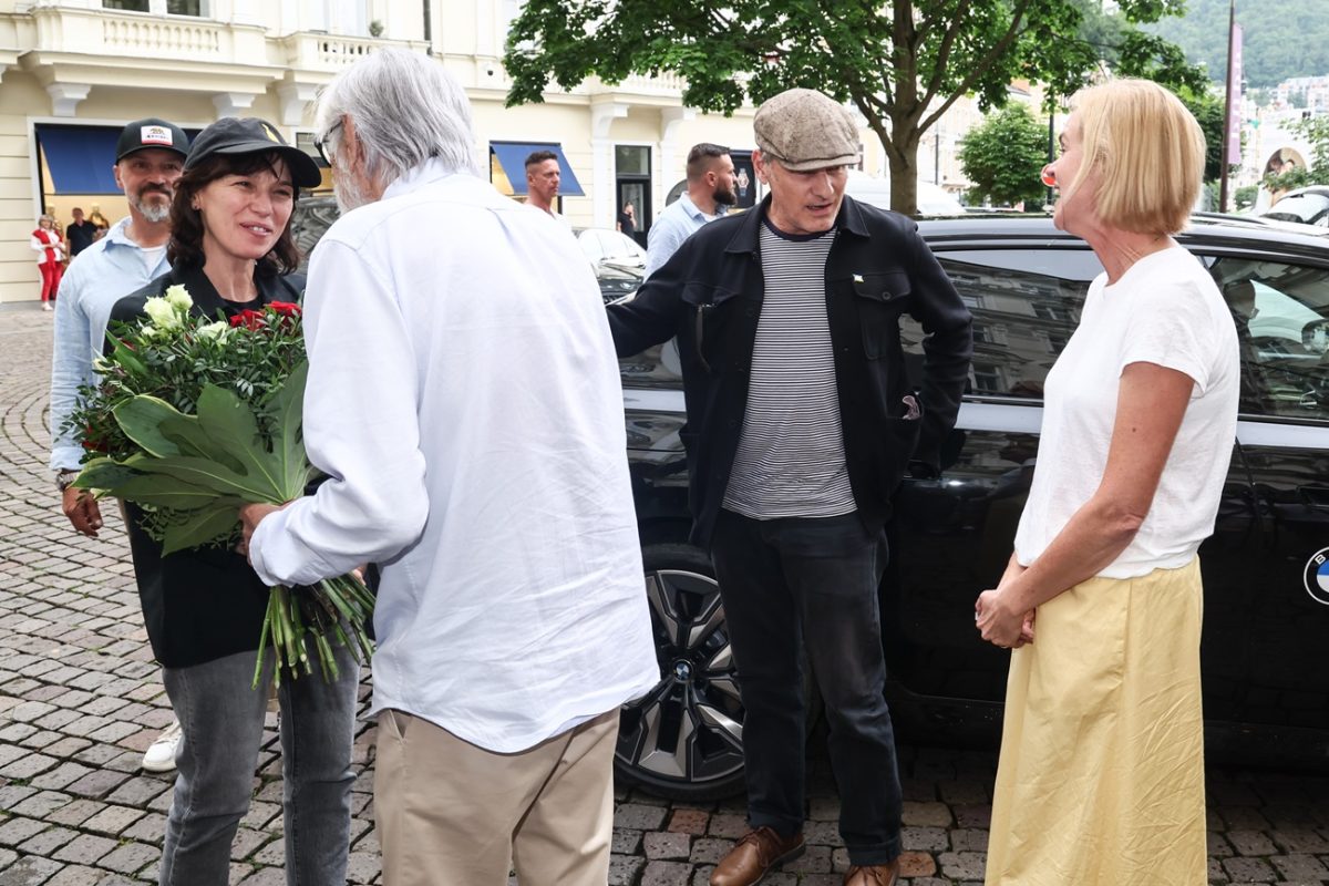 Viggo Mortensen, Jiří bartoška a Ariadna Gil