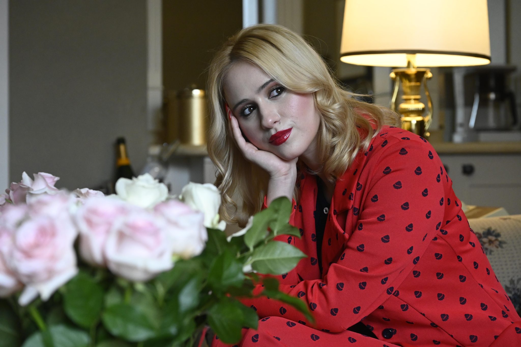 Před prezidentskými volbami jde do kin drama o Trumpovi. Ukazuje ho jako mladíka na cestě k moci