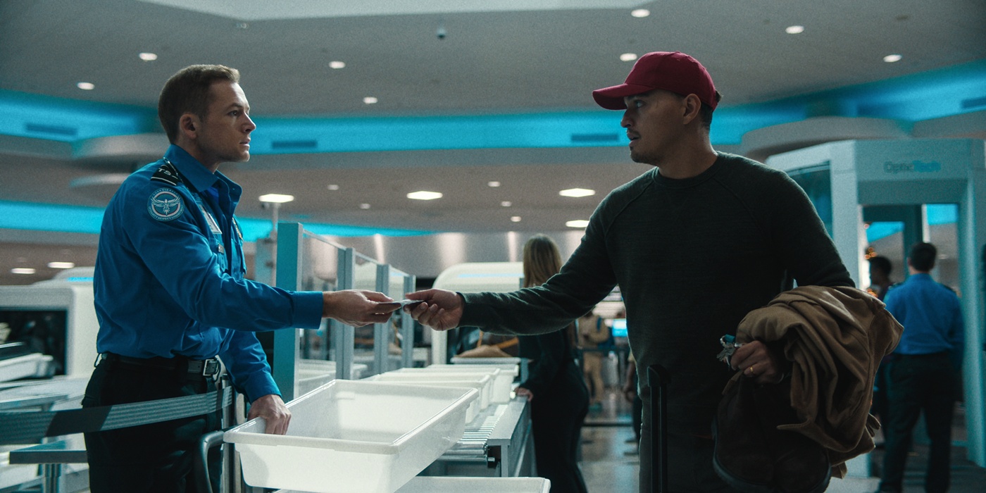 Nový akční thriller ovládl sledovanost na Netflixu. Má šťávu a někteří diváci ho srovnávají se Smrtonosnou pastí