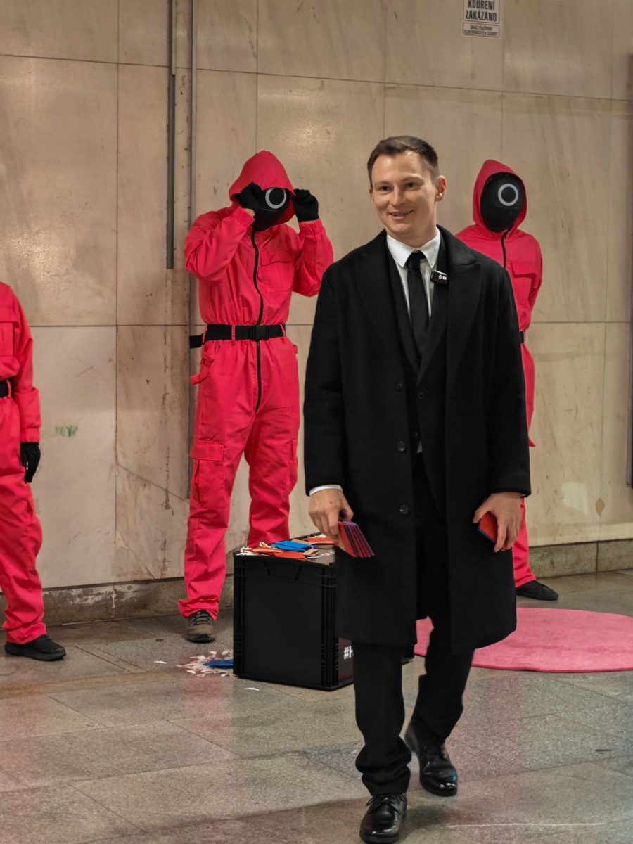 Squid Game (Hra na Oliheň v Praze) - Mikýř