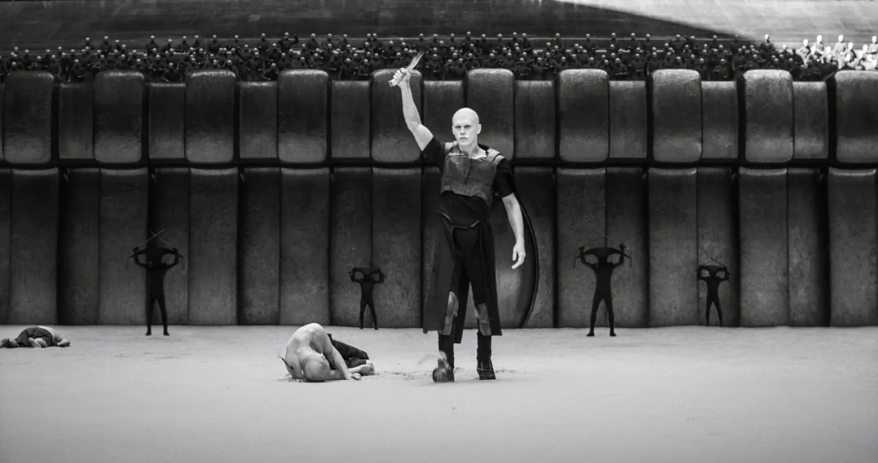 Filmový svět čeká na nové Americké Psycho. Brutálního Batemana si zahraje známý fešák