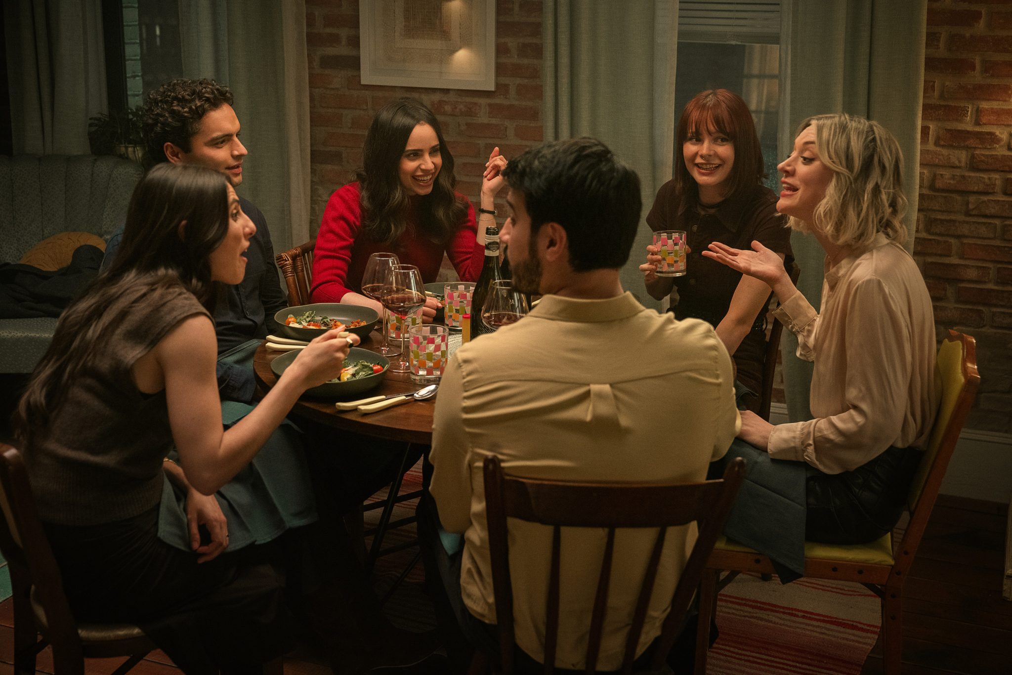 Romantické drama, které vás chytne za srdce: Seznam tajných přání si na Netflix splní Sofia Carson