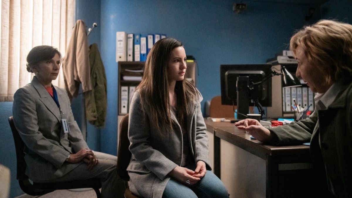 Černá vdova (A Widow's Game)