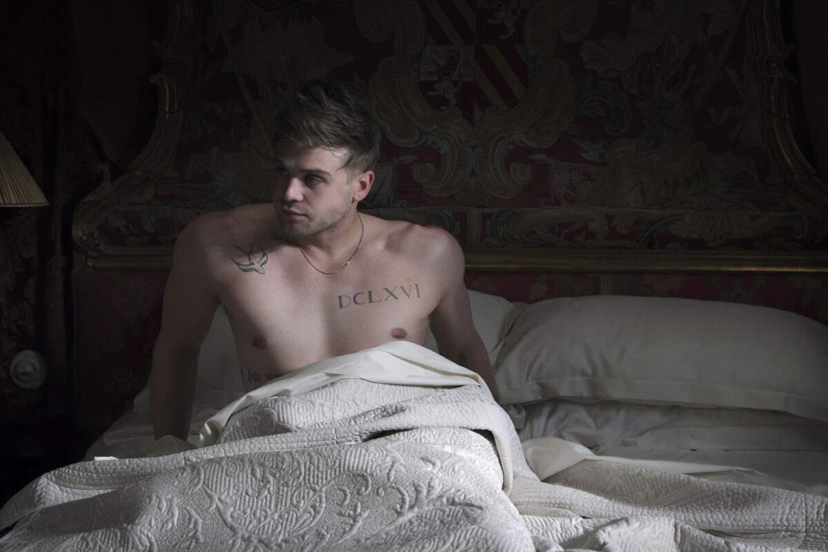 Seriál Bílý lotos.