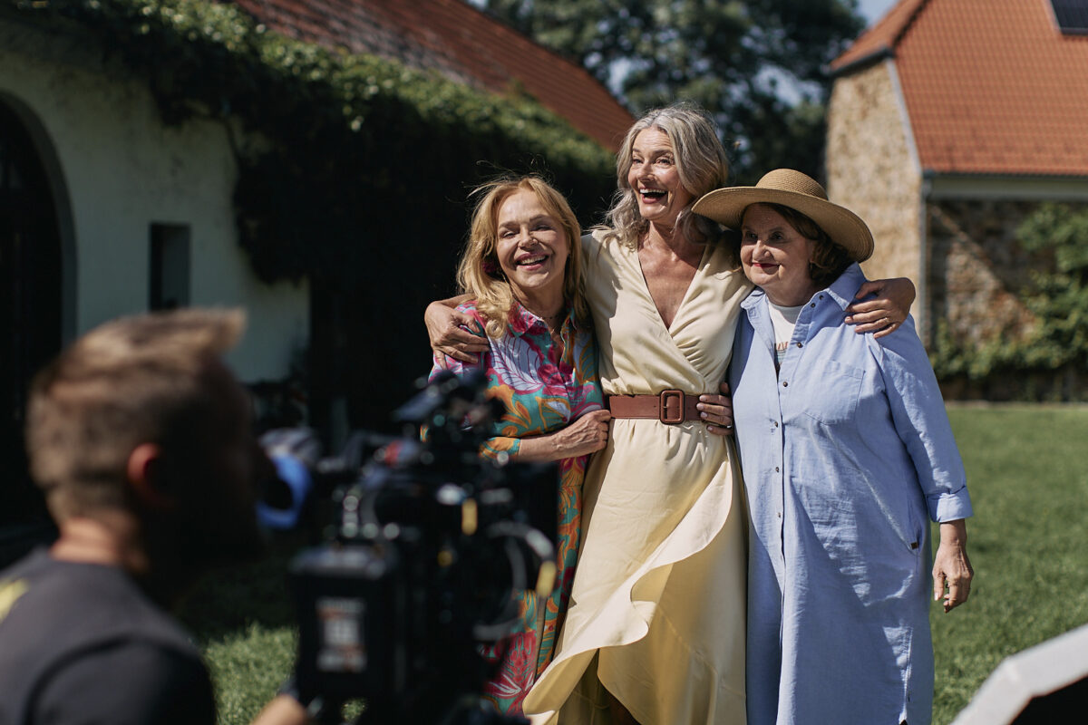 Bardotky (Dagmar Havlová, Pavlína Pořízková a Eva Holubová)