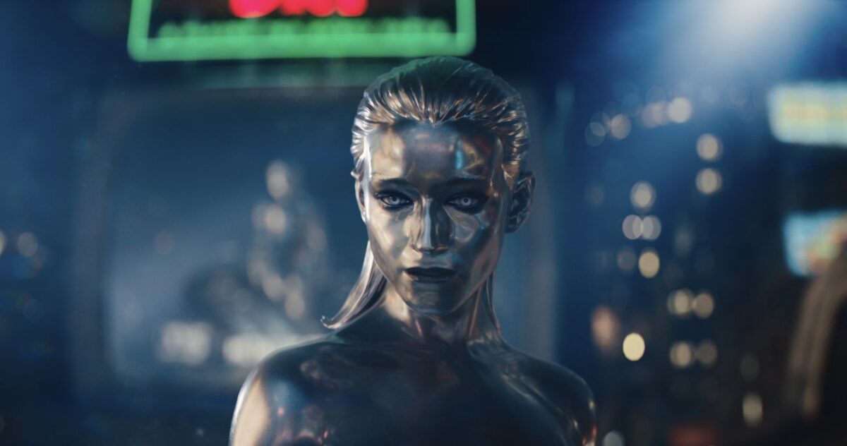 Julia Garner as Shalla-Bal/Silver Surfer in 20th Century Studios/Marvel Studios' THE FANTASTIC FOUR: FIRST STEPS