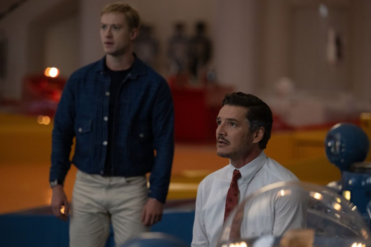 Joseph Quinn as Johnny Storm/Human Torch and Pedro Pascal as Reed Richards/Mister Fantastic in 20th Century Studios/Marvel Studios' THE FANTASTIC FOUR: FIRST STEPS