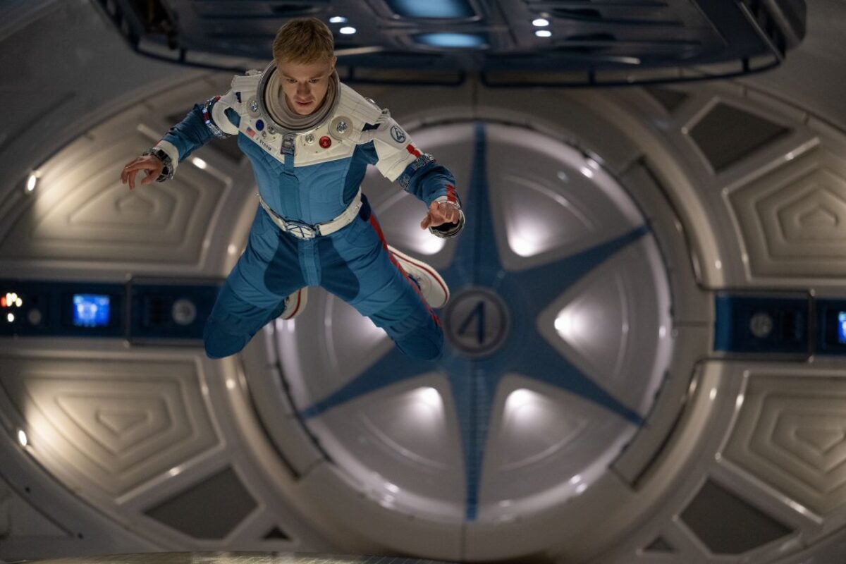 Joseph Quinn as Johnny Storm/Human Torch in 20th Century Studios/Marvel Studios' THE FANTASTIC FOUR: FIRST STEPS