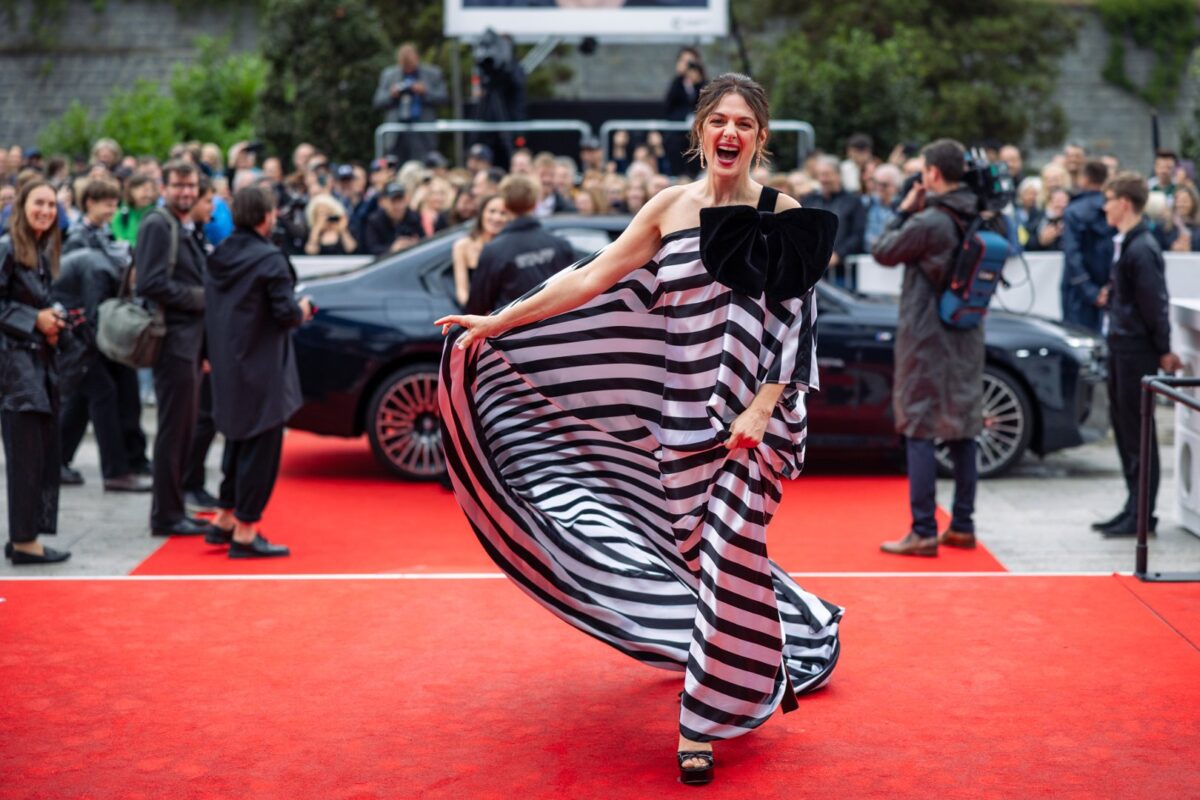 Herečka Klára Issová